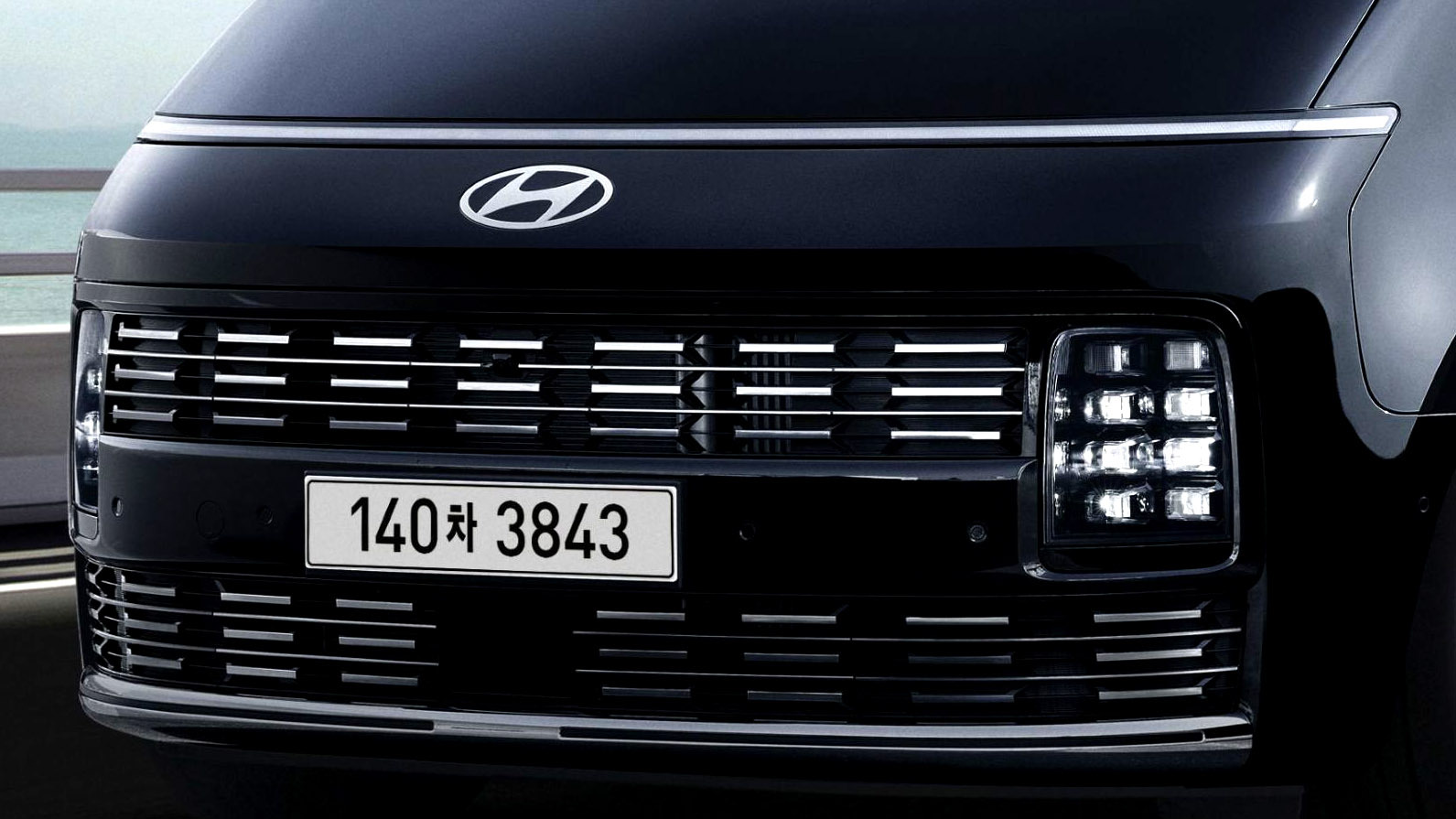 Hyundai Staria 2026: a carrinha futurista recebe a atualização que merecia